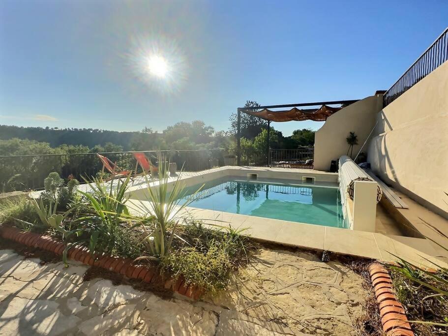 Sous Le « Figuier » Villa Cornillon-Confoux Exteriör bild