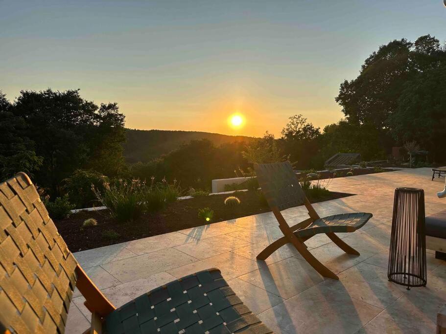 Sous Le « Figuier » Villa Cornillon-Confoux Exteriör bild
