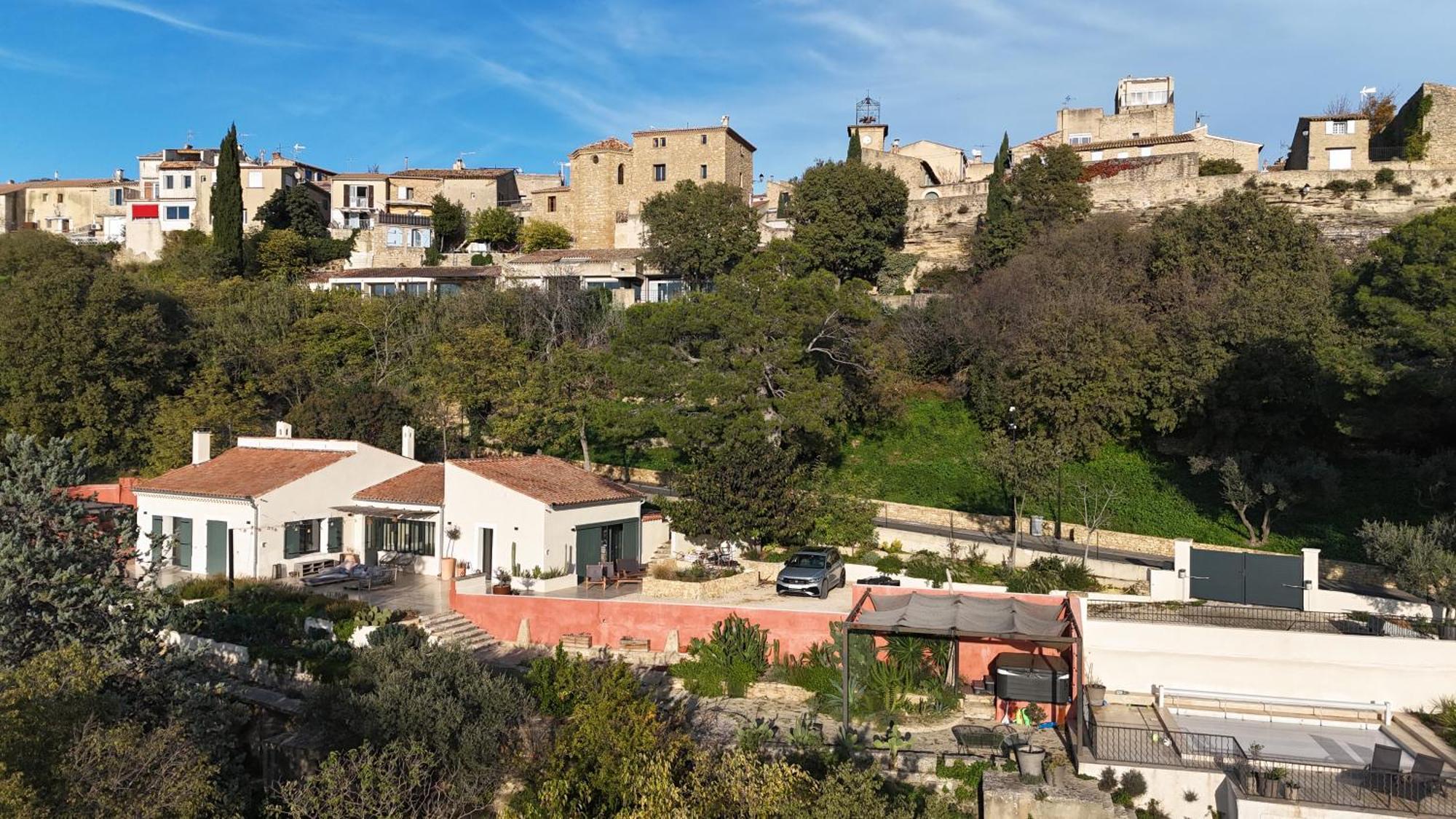 Sous Le « Figuier » Villa Cornillon-Confoux Exteriör bild